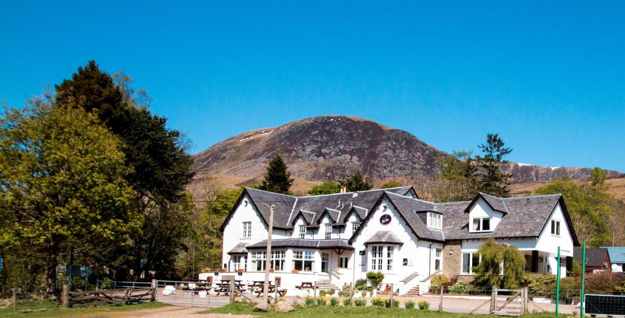 Glen Clova Hotel & Luxury Lodges Millton of Clova Exterior photo